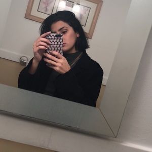 Meet your Posher, Gabriela